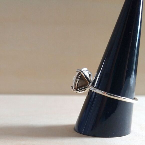 White Crystal Ring In Sterling Silver - Picture 4 of 11